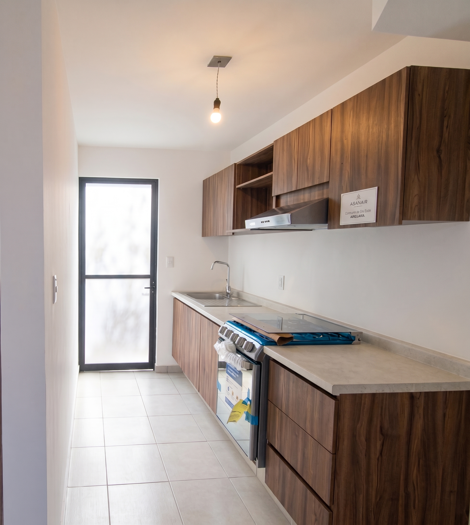 Cocina del modelo Milo en Aronah Alba, León Gto